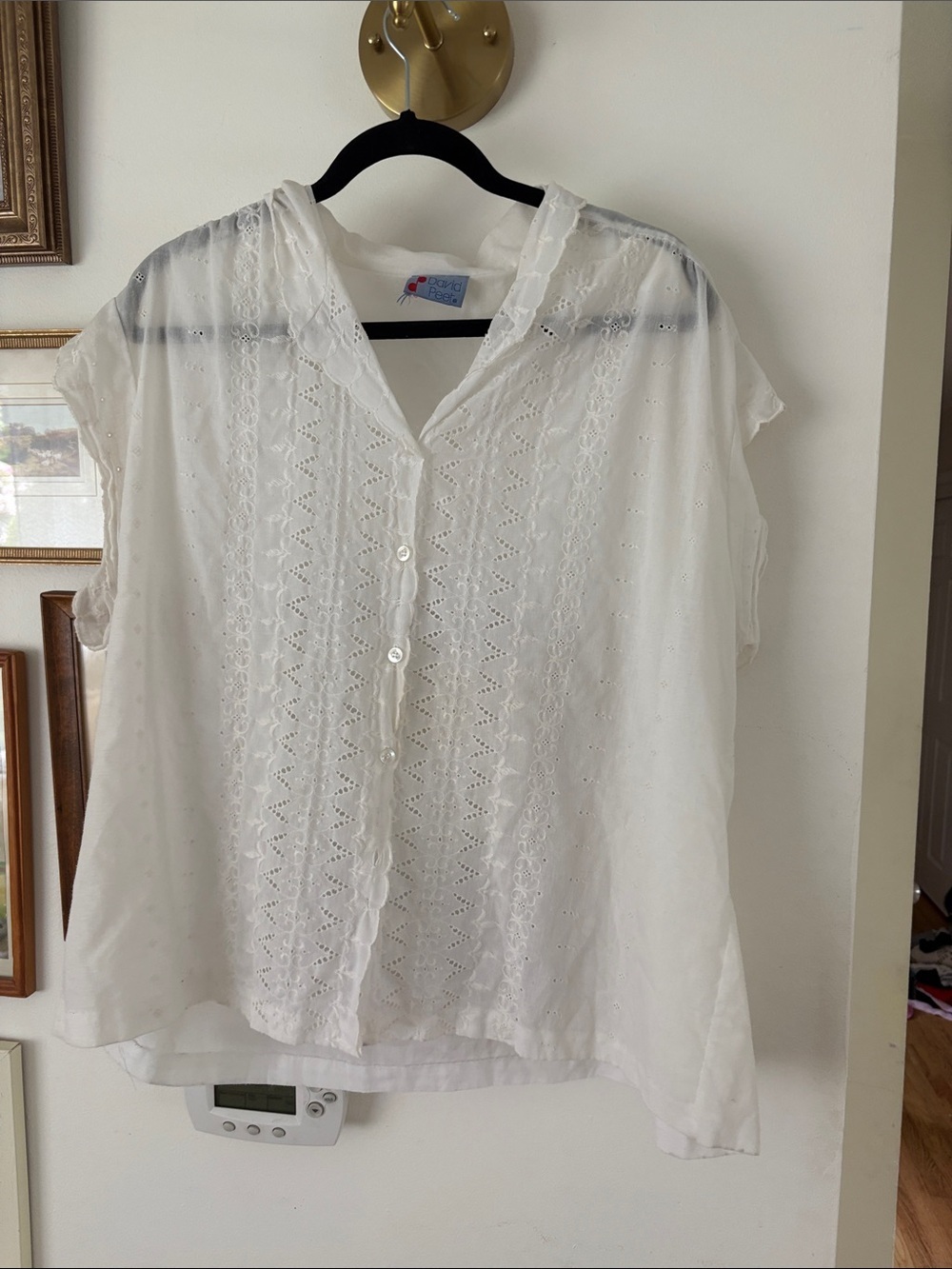 Vintage made in USA White Eyelet Button-Front Women’s Top